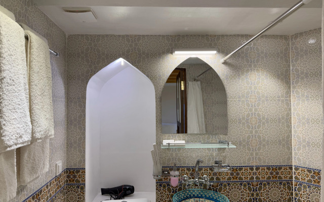 Usman Heritage Mini-hotel