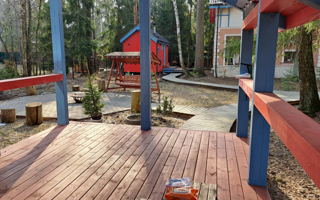 Частный дом в Заветах Ильича с розовой гостиной