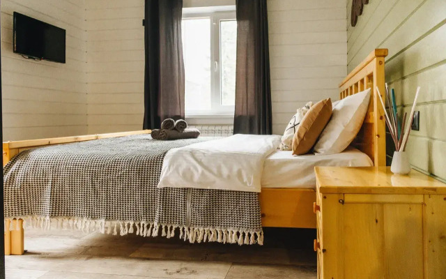 2 Guest House