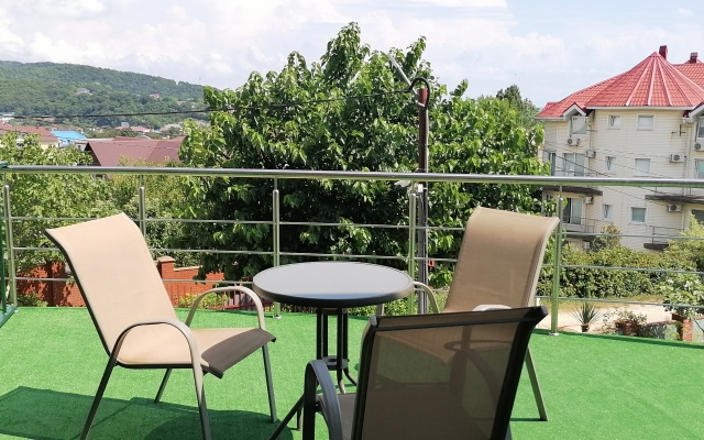 Leto Guest House