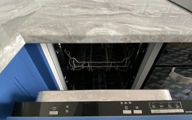 Na Deputatskoy 10 Flat