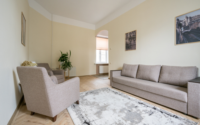 Апартаменты Чайковского 39б