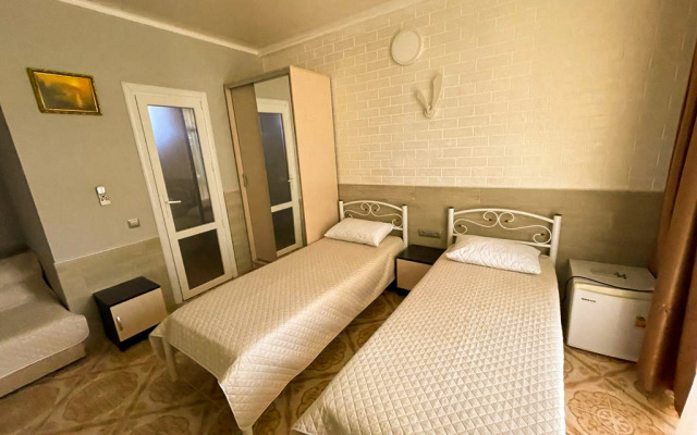Viktoriya Guest House