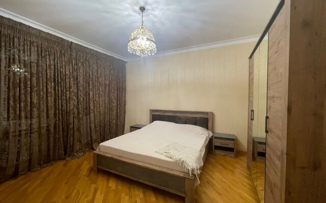 Apartamenty na Pirogova 2