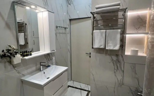 Na Ulitse Drazhinskogo 48 Flat