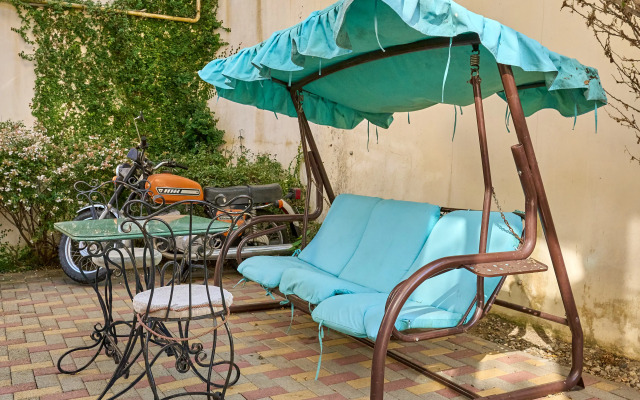 Edelveys Guest House