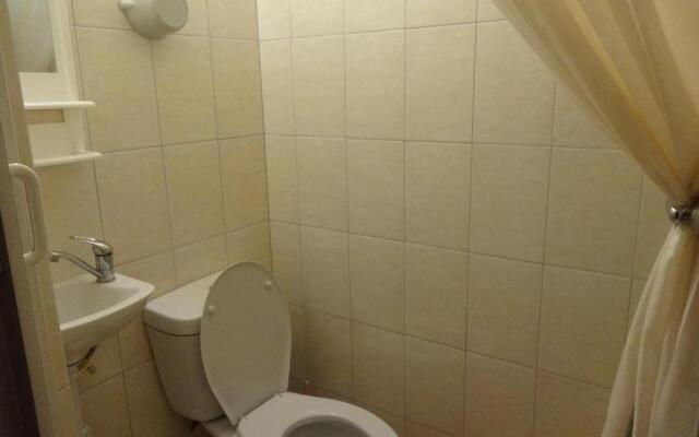 Uyutnyij Nomer Dlya Semejnogo Otdyiha V Chastnom Sektore