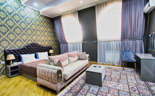 Pilot Baku Hotel