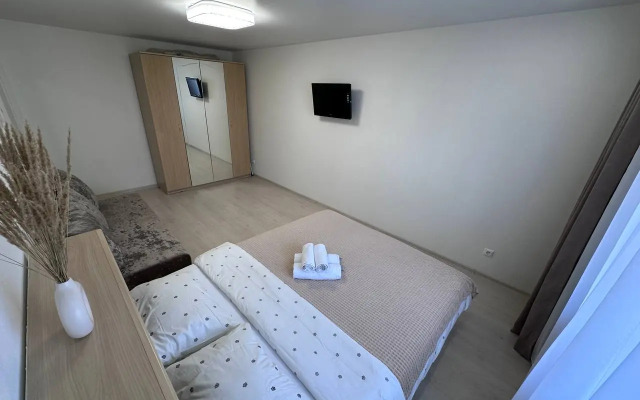 Novaya Zhdet Vas Flat