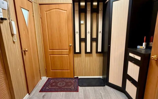 V Moskovskom Rayone Flat
