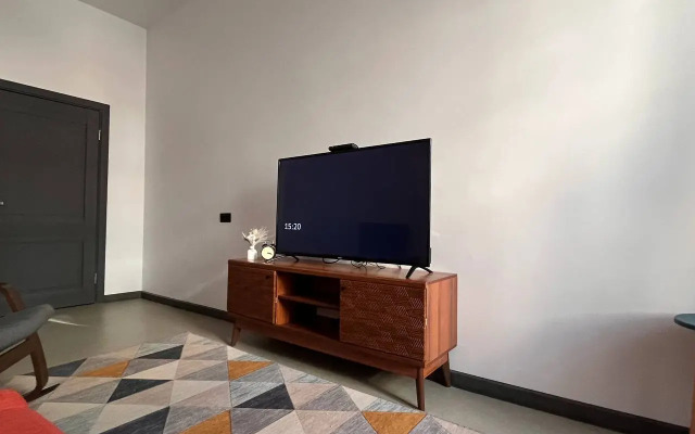 Квартира Уютная Двухкомнатная в Центре Города