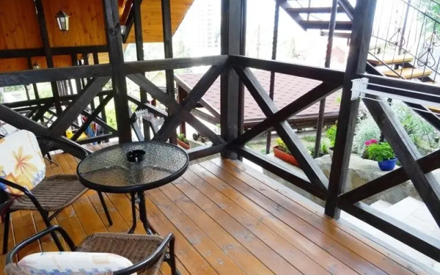 Shale U Morya Guest house