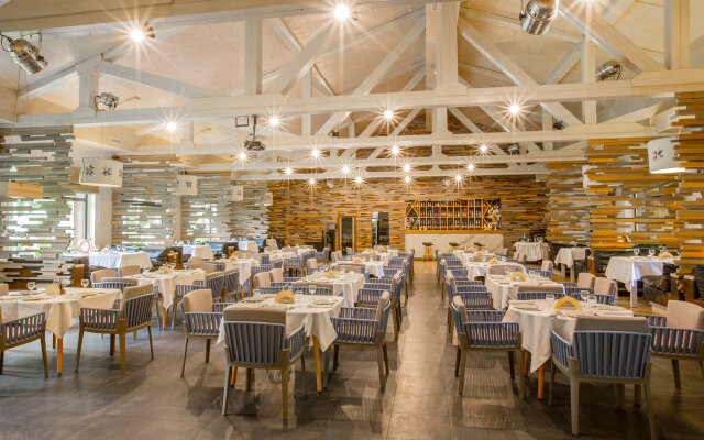 romanov Les eco Hotel