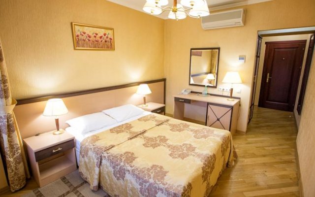 Inturist Congress Hotel