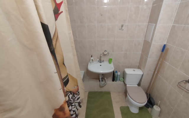 V Novom Dome Flat