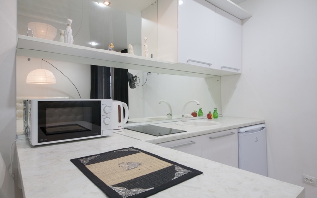 Na Aviatorov 38 Apartments (Studio)