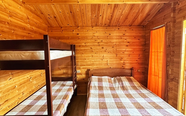 Domiki Naberezhnaya Viktoriya 100 m ot morya Guest House