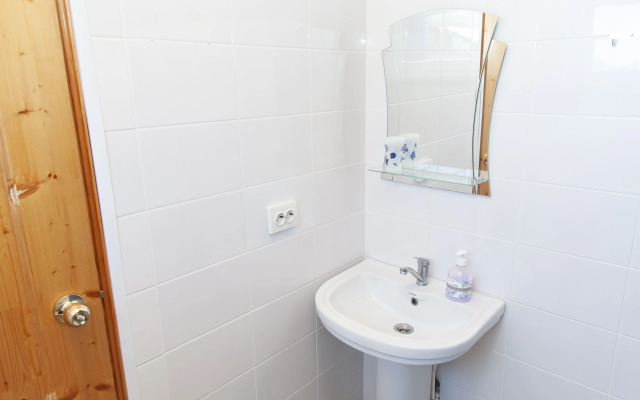 Apelsin Guest House