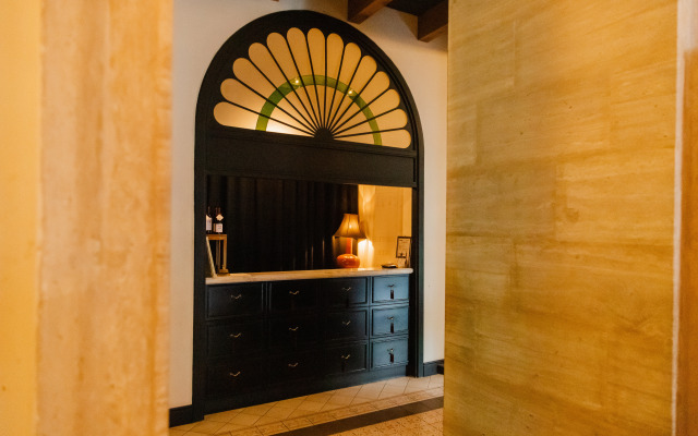 Отель Reikartz City Tbilisi Hotel