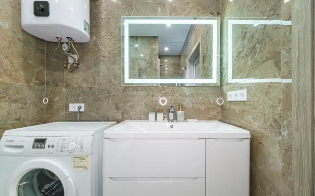 Luxury v Tsentre Sochi Flat