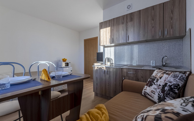 Квартира Живи в Песочном на Садовой 81