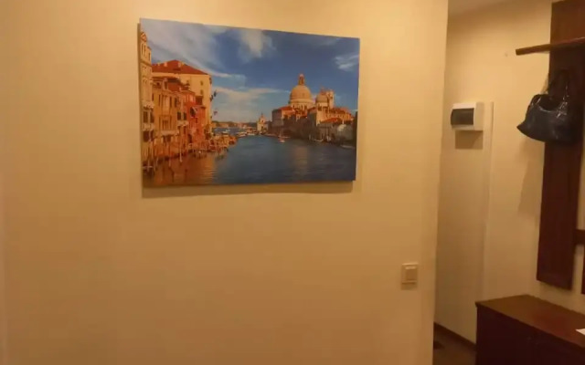 Апартаменты на Космонавта Леонова