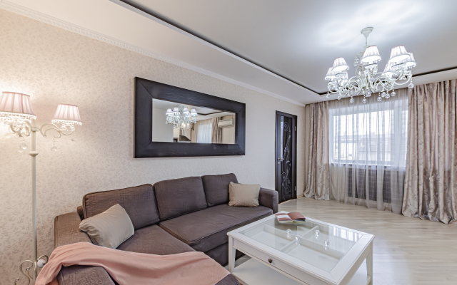 Vozle Baumana S Parkovkoy Apartments