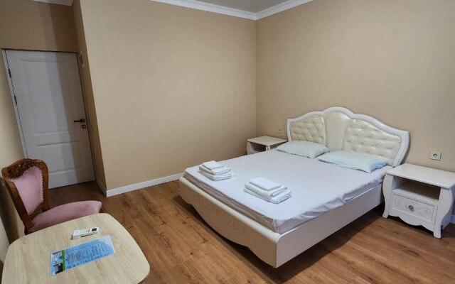 Liana Guesthouse