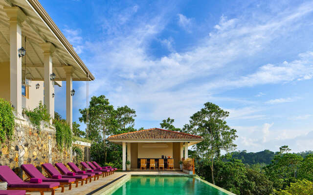 The Divine Villa