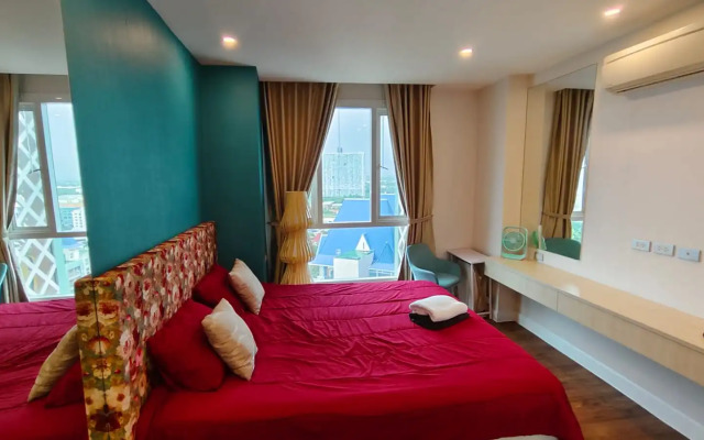 S Vidom Na Gorod Caribbean 15 Apartments