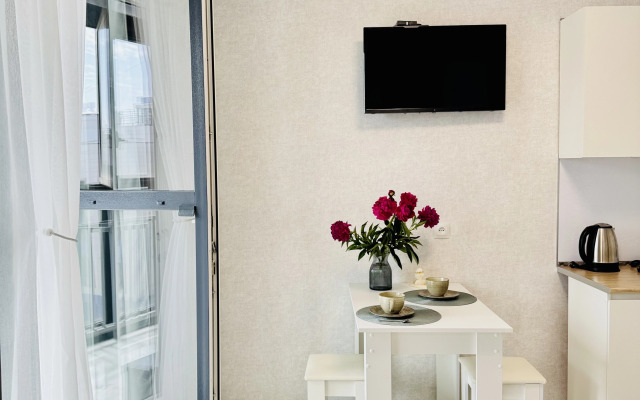 Uyutnaya Studiya 32m2 Novy Remont Flat