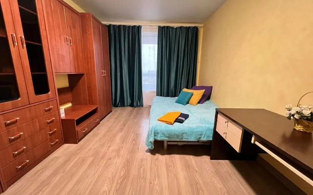 Квартира Двухкомнатная ул. Рябиновая 7к1