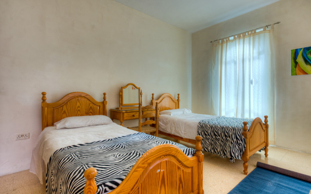 050 Fantastic Family Fun Villa St Julians