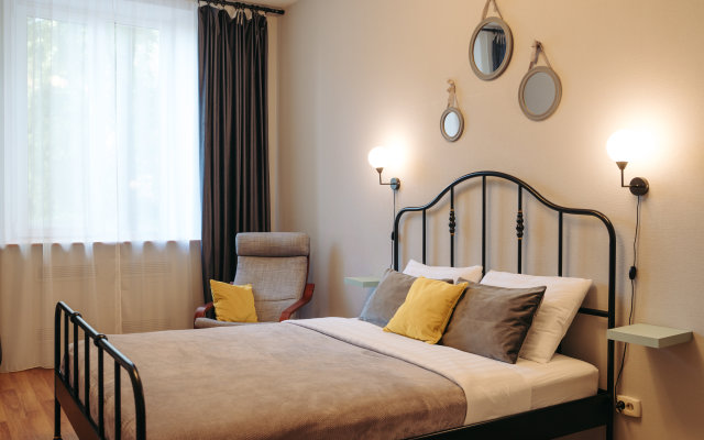 Апартаменты двухкомнатные Live in Karelia в центре у набережной Ленина 3