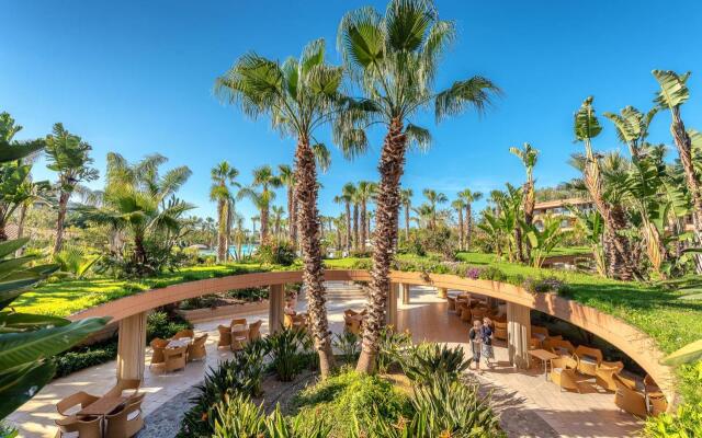 Hotel Acacia Resort