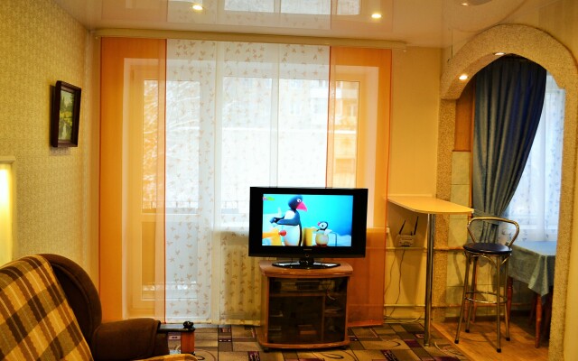 Na Internatsionalnoy Apartment
