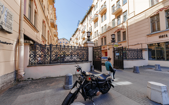 Krasivie Na Rubinshteyna Apartments