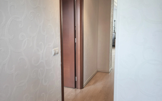 Na Krasnykh Vorotakh Apartments