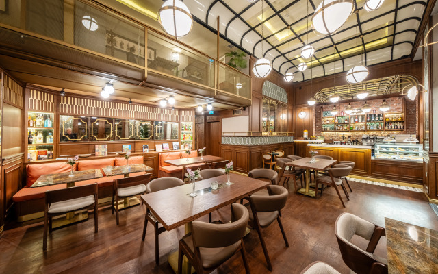 Momento Golden Horn Hotel