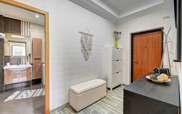 Na Pereulke Rakhmaninova 39/12 Flat