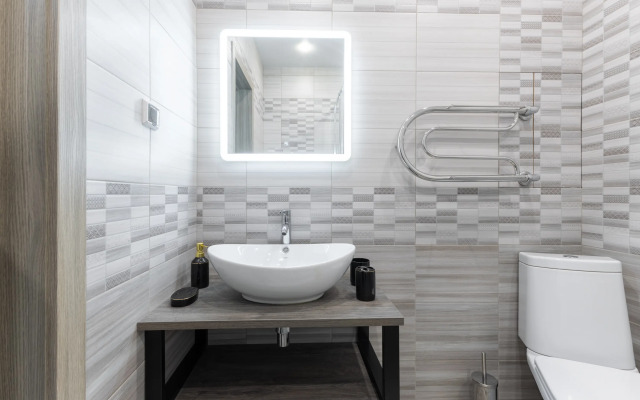 Komfort Na Adelya Kutuya Apartment