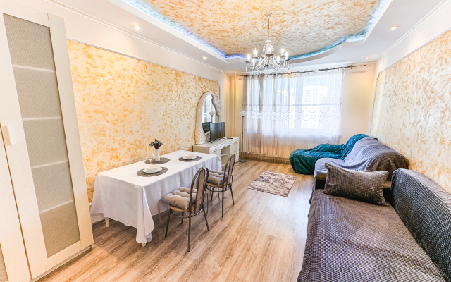S zaseleniyem Lutshiy servis Posutochno50 Apartments