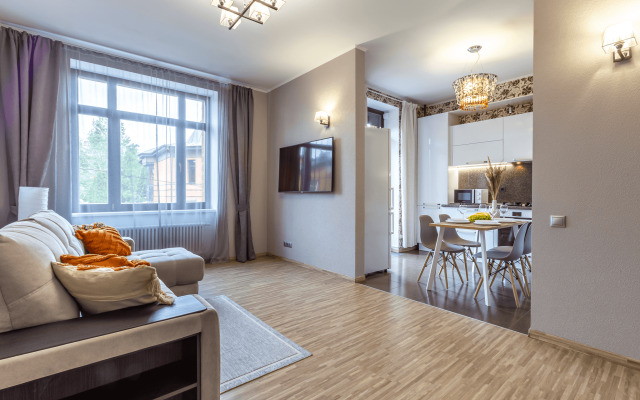 Dvukhkomnatnye Apartamenty U Doktriny Apartments