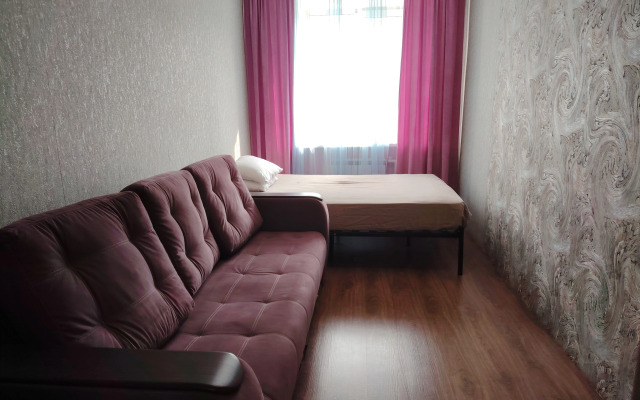 Квартира Трехкомнатная на Коммунистическом 35