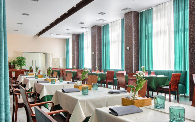 Отель Ладога