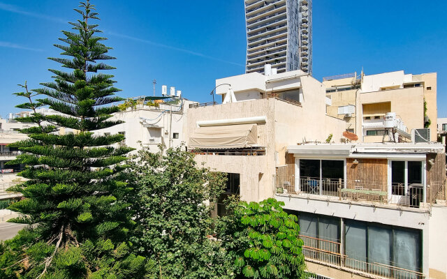 Апартаменты BnBIsrael Apartments Edouard Bernstein Ambre