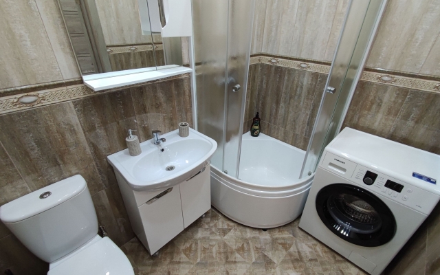 V Centre Pyatigorska s Vidom na Reku Flat