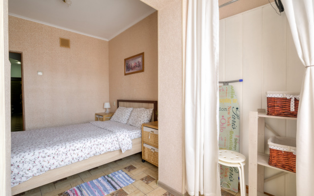 Provans Apartments