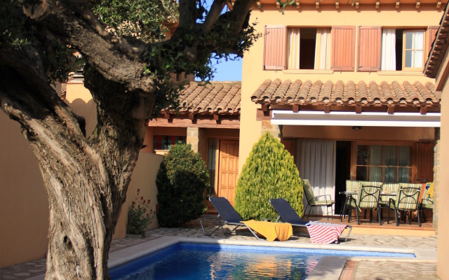Mariposa Villa