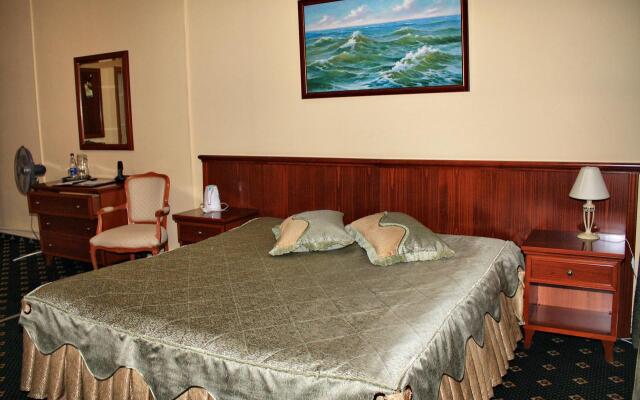 Kedr Hotel